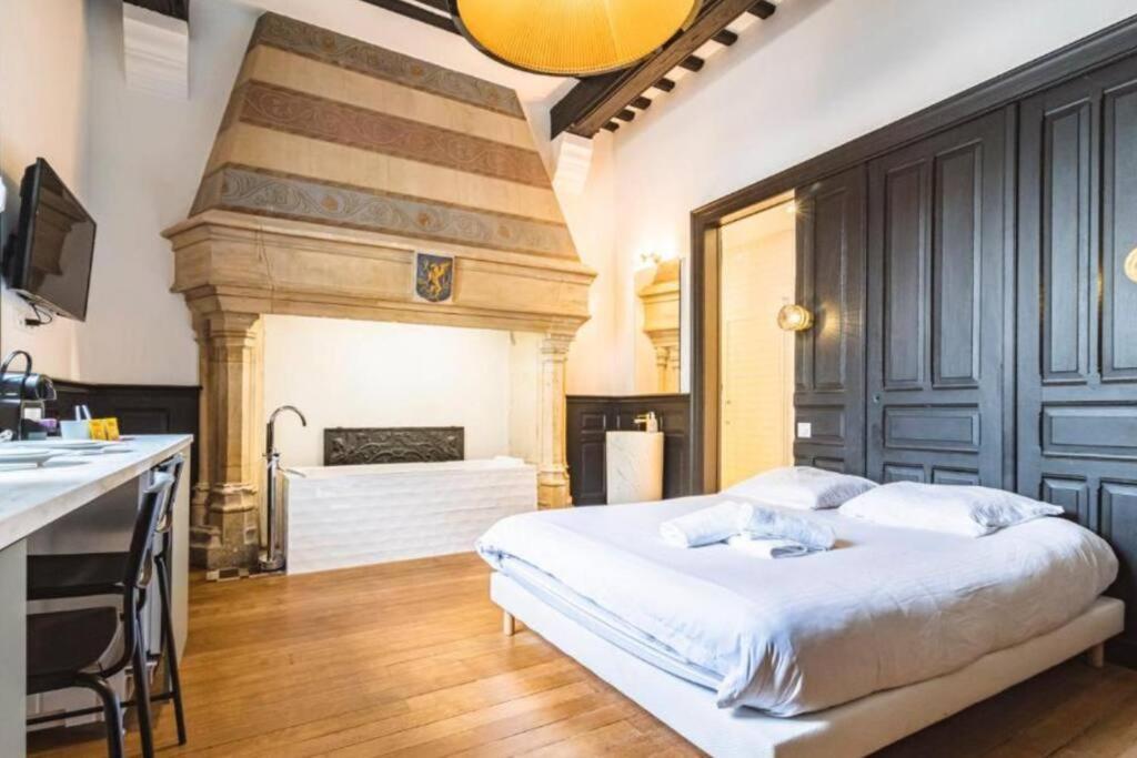 ריימס Fire, Appartement Vue Cathedrale מראה חיצוני תמונה